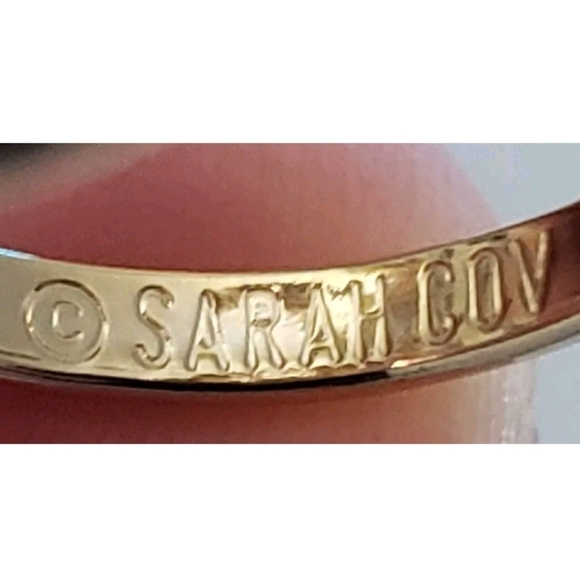 Vintage Sarah Coventry Goldtone Gold Tone  And ?Onyx Adjustable Ring Signed - Picture 5 of 6